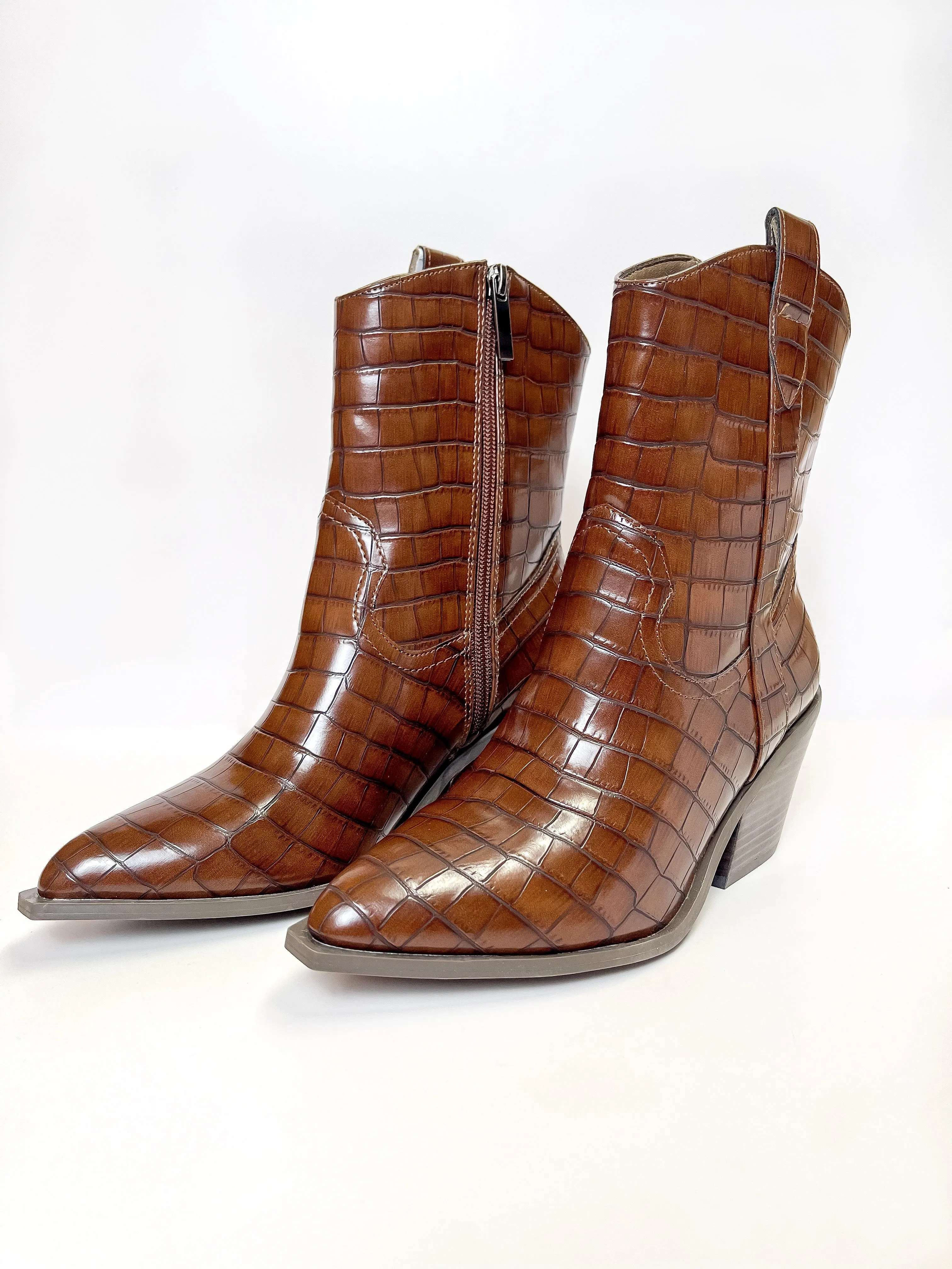 Corky's | Rowdy Western Stitch Boots in Brown Croc