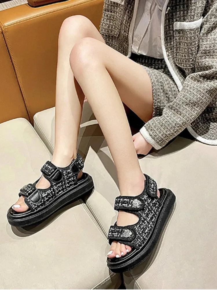 Hnzxzm Luxury Woman Sandals Ladies Platform Shoes Designer Slides Outdoor Casual Beach Shoes Summer Non Slip Hook Loop Sandals Female